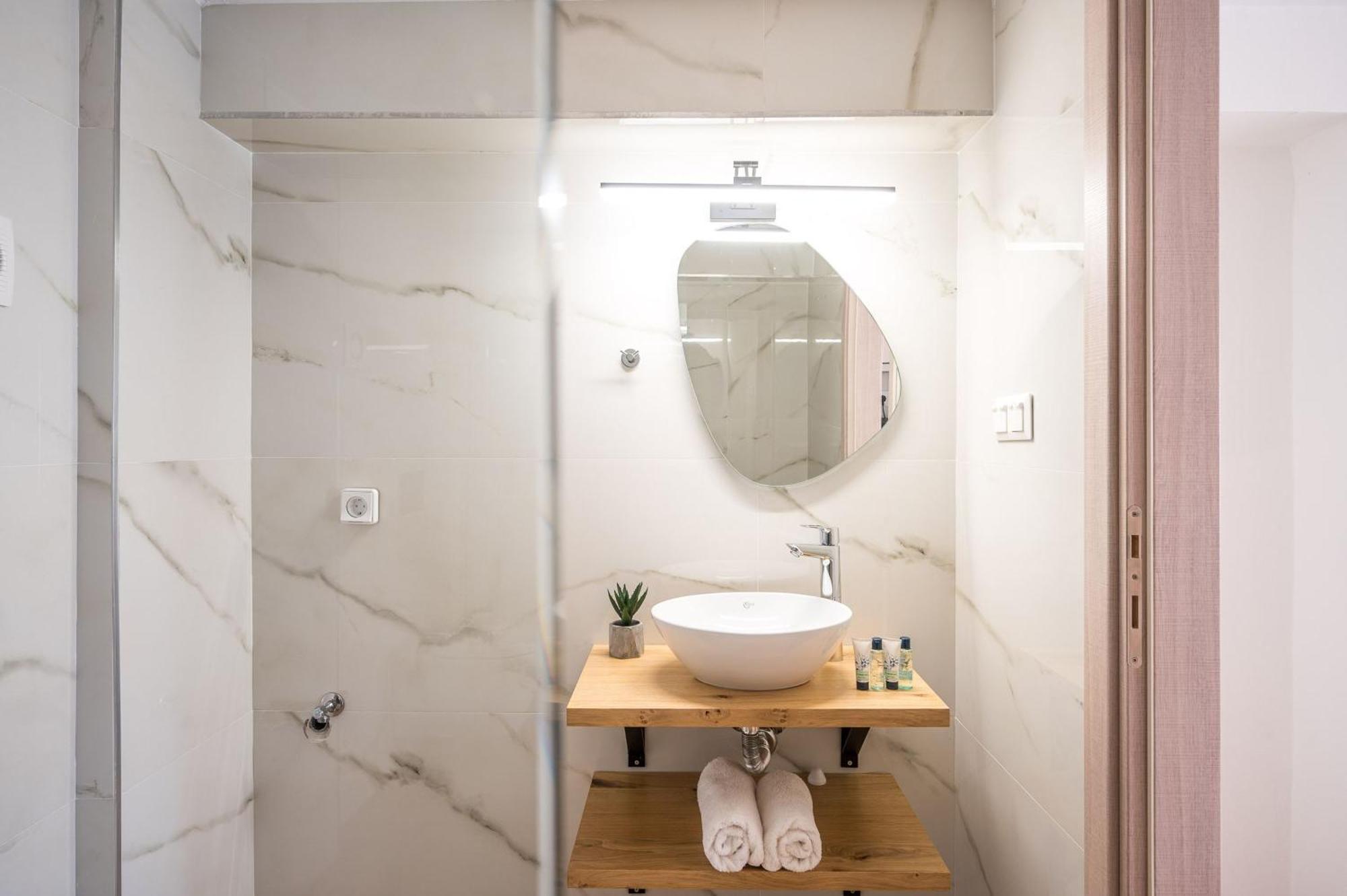 הרקליון Senaon Urban Living City Center מראה חיצוני תמונה