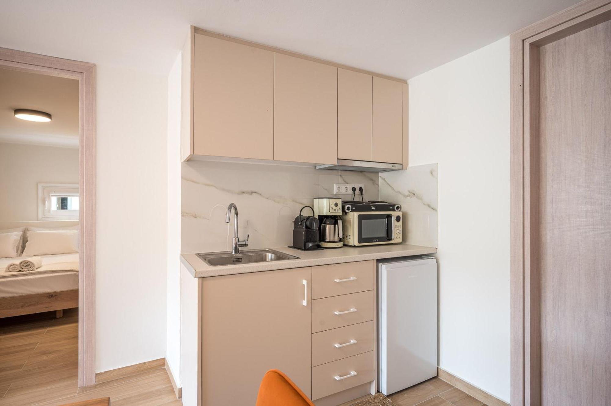 הרקליון Senaon Urban Living City Center מראה חיצוני תמונה