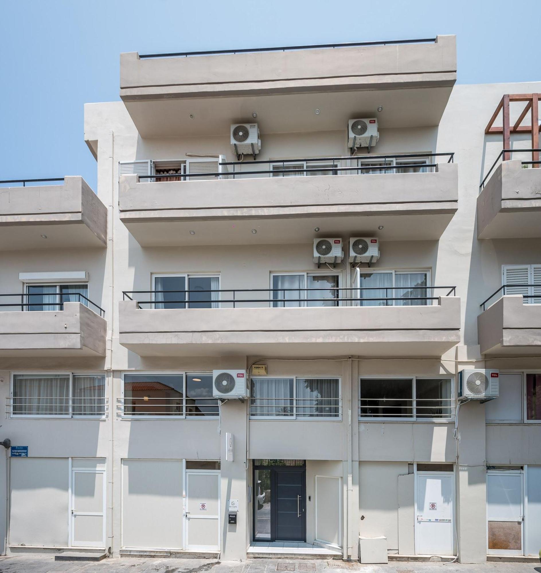 הרקליון Senaon Urban Living City Center מראה חיצוני תמונה